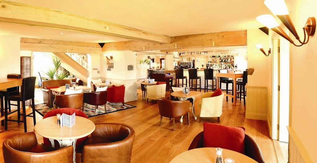 The Farmhouse Hotel And Restaurant Saint Saviour Wnętrze zdjęcie